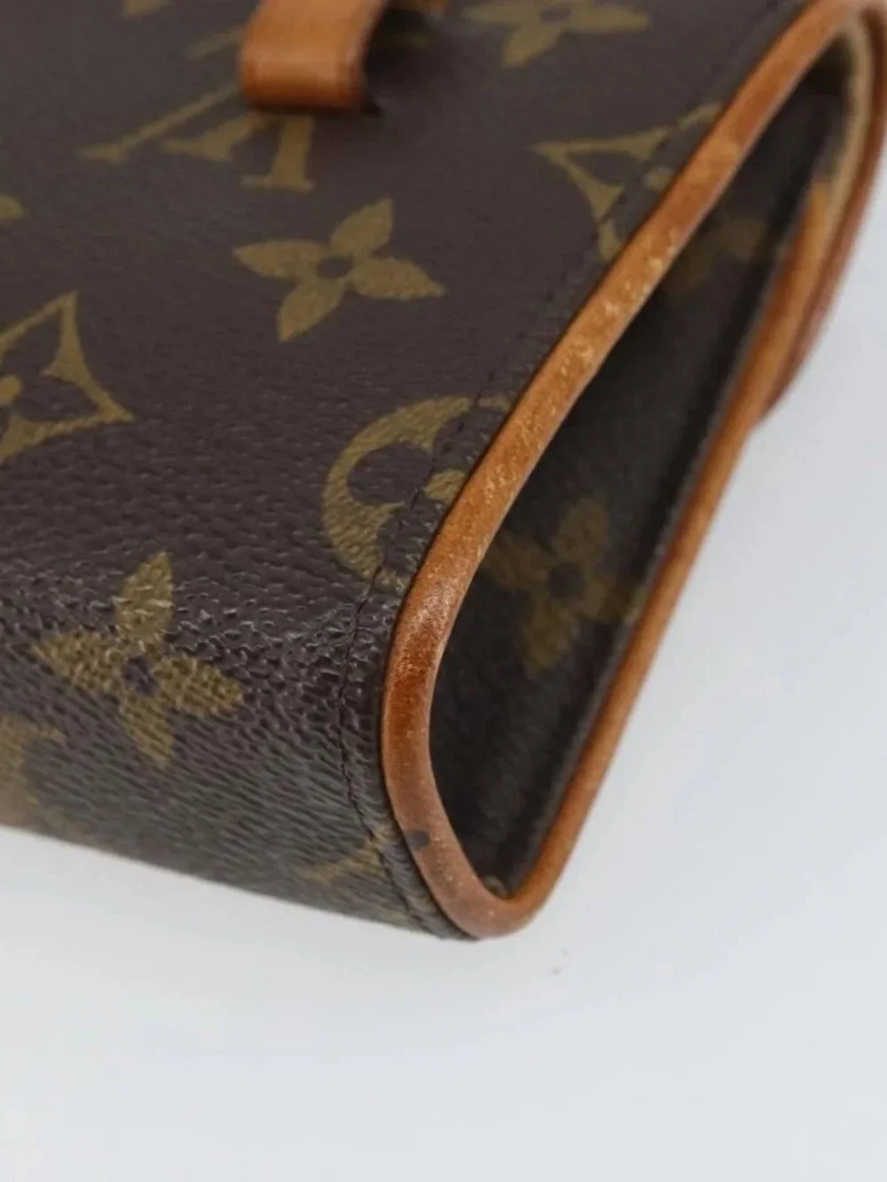 Louis Vuitton brand	louis vuitton
